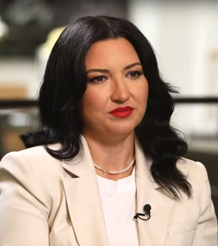 Dr. Alina  Spinean DR. ALINA SPINEAN