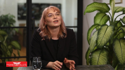 Dr. Diana  Plăcintescu Suplimente esențiale pentru sănătatea unghiilor